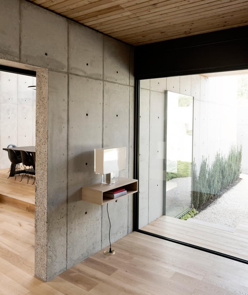 7-concrete-houses-cubic-wooden-japanese-design.jpg