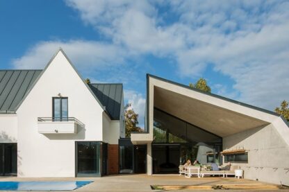 26-asymmetrical-concrete-addition-modernises-existing-home.jpg